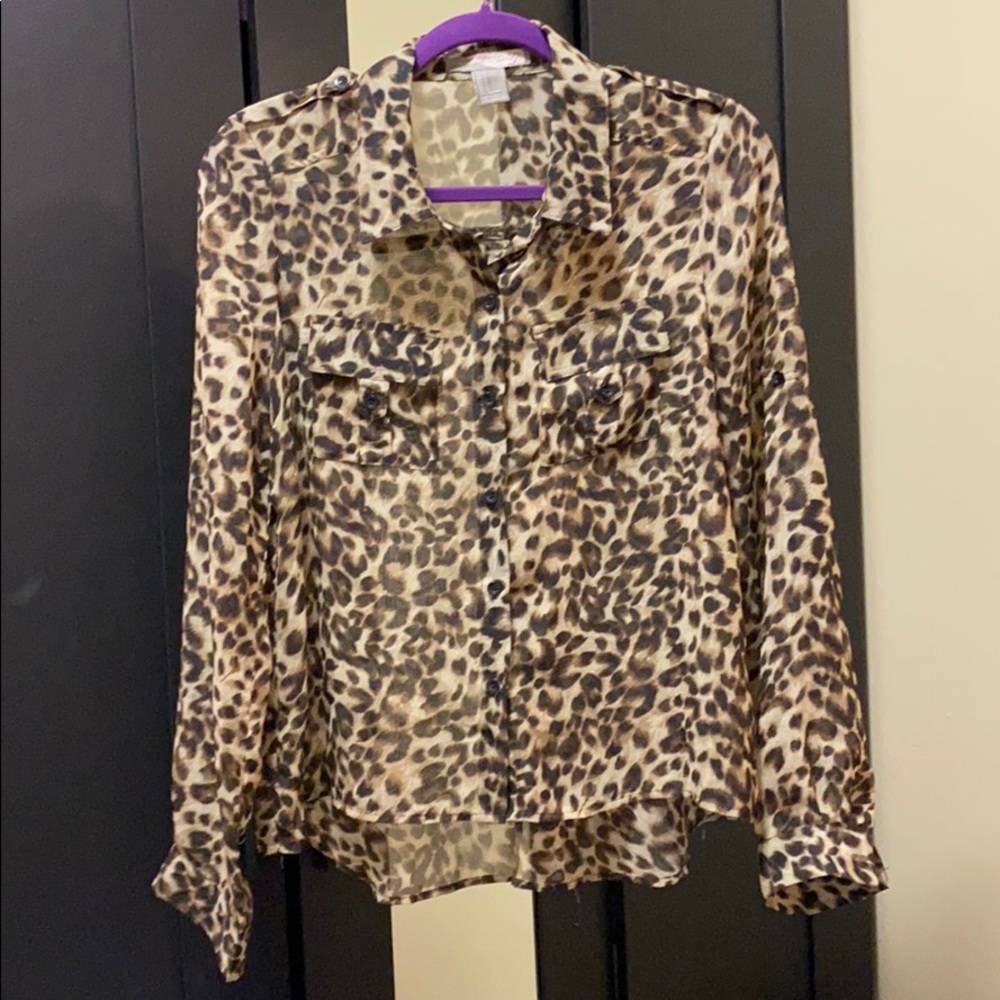 Forever21 leopard print chiffon button down shirt